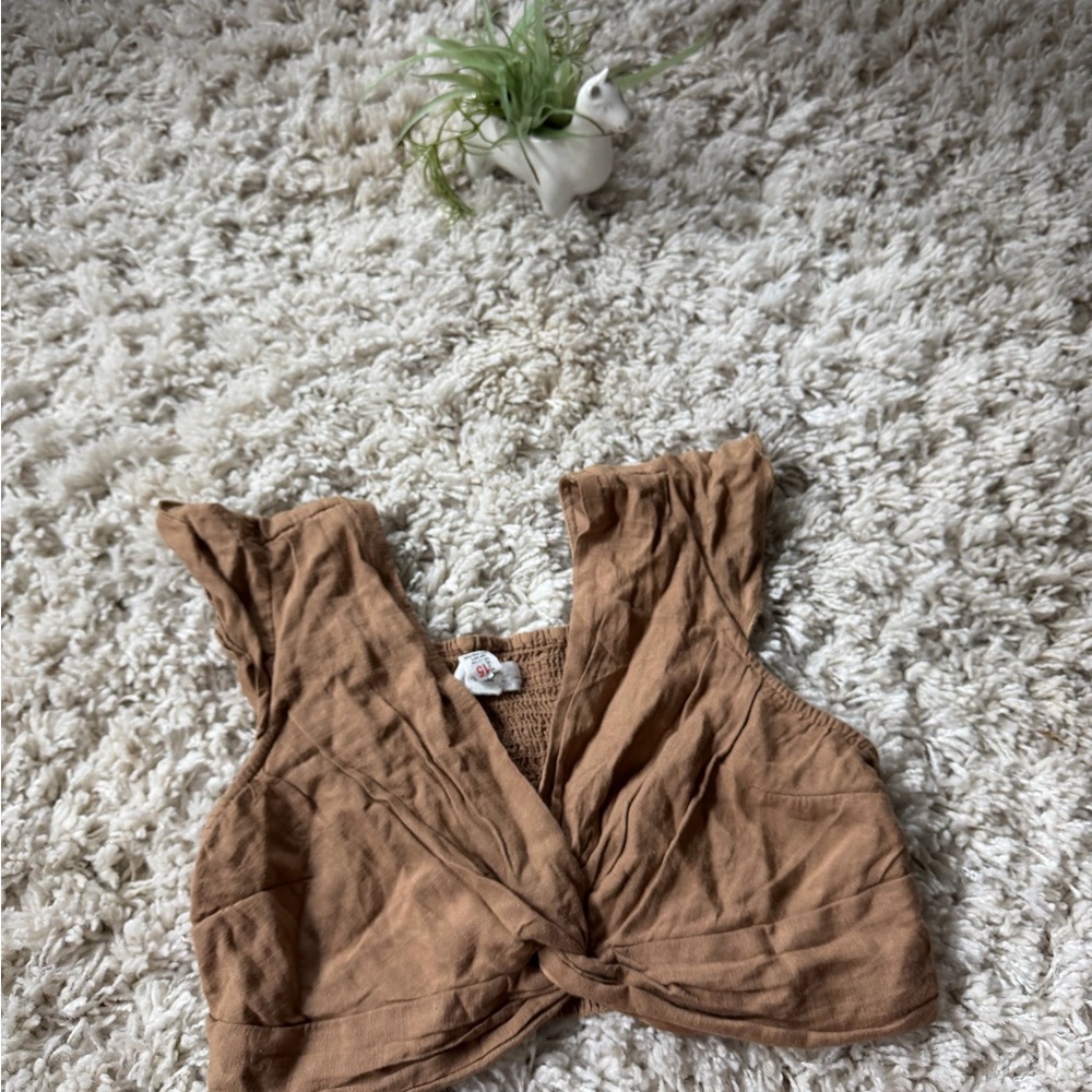 Chic japra indie boho cute spring outfit women’s Tan Knotted Crop Top